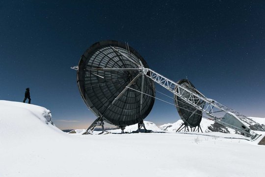 Gefrorene Sterne: Diese verlassene Radarstation liegt in den italienischen Bergen.
