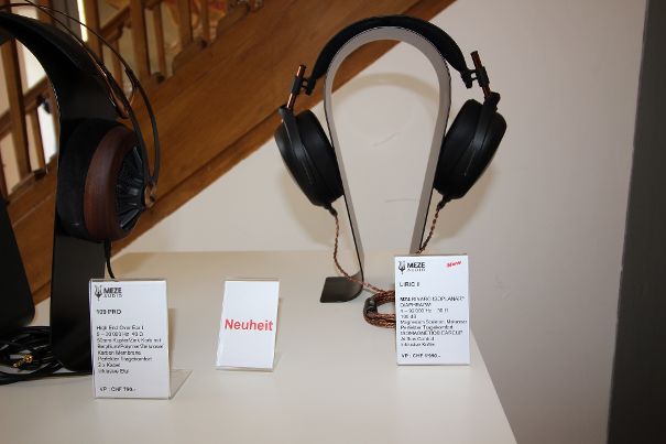 Von Meze Audio waren unter anderem die neuen Over-Ear-Kopfhörermodelle 109 Pro sowie Empyrian II zu sehen.