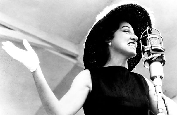 Anita O'Day am Newport Jazz Festival 1958.