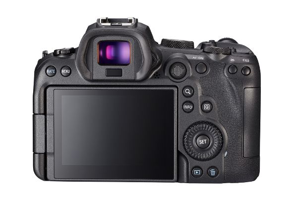 Die EOS R6 verfügt über die bekannten und bewährten Canon-Bedienungselemente. Die AF-Felder positioniert man schnell und präzise per Touch-Display oder mittels Joystick.