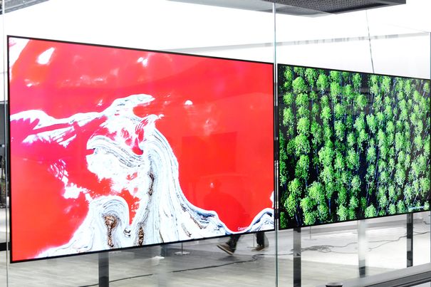 LGs Premium-OLED-TV-Prunkstück Signature OLED TV W bietet Heimkino-Erlebnis der Spitzenklasse und punktet mit Bild-an-Wand-Design, Dolby Vision, Dolby Atmos und der farbwissenschaftlichen Expertise von Technicolor.
