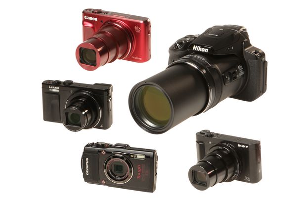 Im Vergleichstest: Die Canon Powershot SX720 HS, die Nikon Coolpix P900, die Olympus Tough TG-4, die Panasonic Lumix DMC-TZ81 und die Sony Cyber-shot DSC-HX90V.