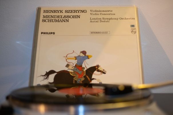 Herzzerreissende Violine auf dieser Vinyl-Pressung von Philips. Aufnahme von Mercury Living Presence.