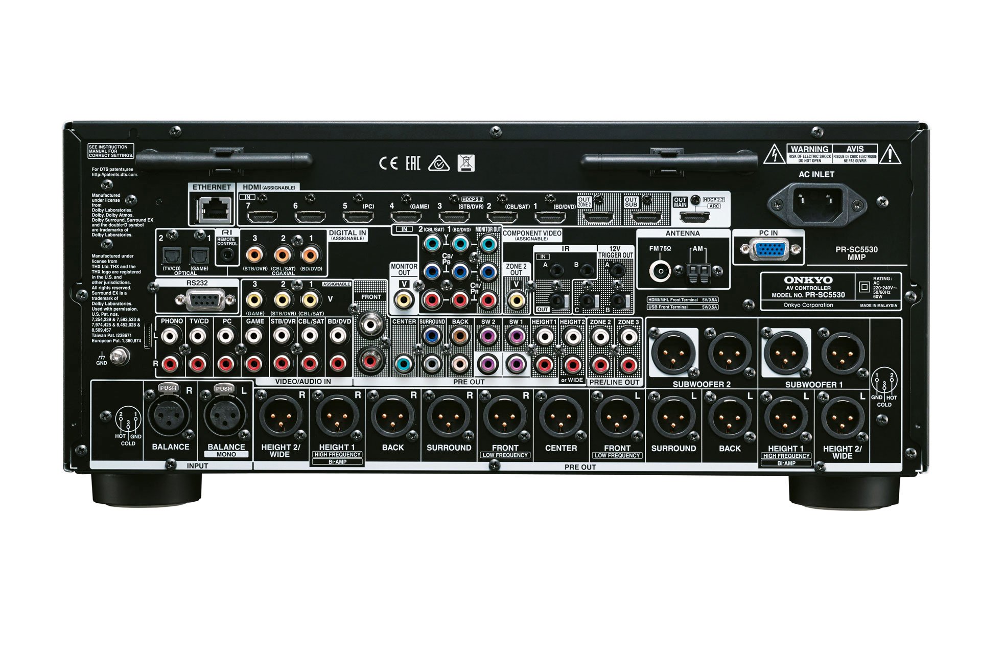 Dem AV-Netzwerk-Controller PR_SC5530 fehlen natürlich die Lautsprecheranschlüsse. Das schafft Platz für symmetrische XLR-Vorverstärker-Ausgänge. Der symmetrische Eingang kann gar in Mono betrieben werden!