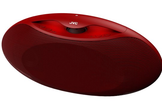 Mobilität muss nicht Kopfhörer heissen. Portable Bluetooth-Lautsprecher schiessen ebenfalls wie Pilze aus dem Boden. Mit dem SP-ABT30 zeigt JVC ein futuristisch aussehendes Modell, das den Klang wahlweise auch rundum in 360° abstrahlt.