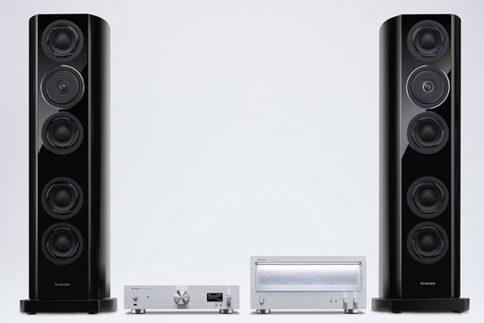 Den Trend, die Musik wieder zu entdecken, hat Panasonic durch die erneute Lancierung der Audio-Marke Technics aufgegriffen. Die R1-Serie soll die Referenz werden, ...