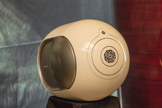 Innovation pur. Mit dem Phantom hat Devialet quasi den modernen Lautsprecher neu definiert. Der Phantom war bei Voice70 zum ersten mal in der Schweiz zu hören. 