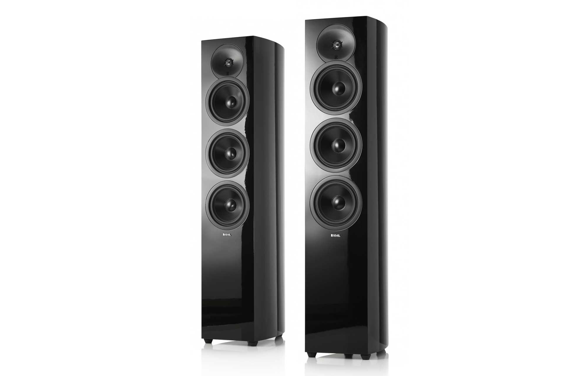 Die Concerta 2 von Revel umfasst die beiden Standlautsprecher F36 und F35 in 2 1/2-Weg-Auslegung. Die beiden unteren Woofer geben die tiefen Frequenzen wieder, während der obere Woofer auch Mitteltöne reproduziert.