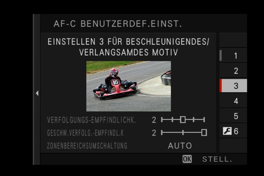Fujifilm X-T2, Einstellung 3: Autofokus kann plötzliche Beschleunigung oder abrupte Verzögerung erkennen, z.B. Motorsport, Fussball,
Basketball.
