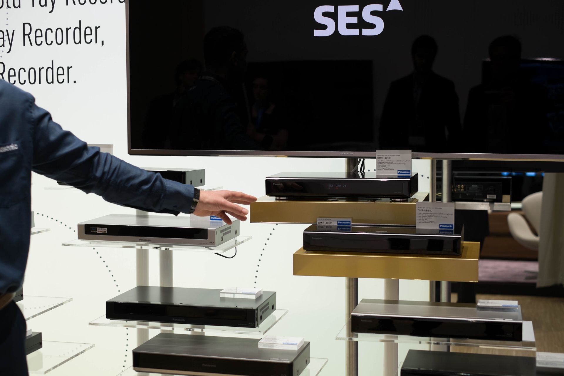 Recorder: Es wird noch immer aufgenommen, Netflix hin oder her. Man kann sich 4K ansehen und gleichzeitig aufnehmen.