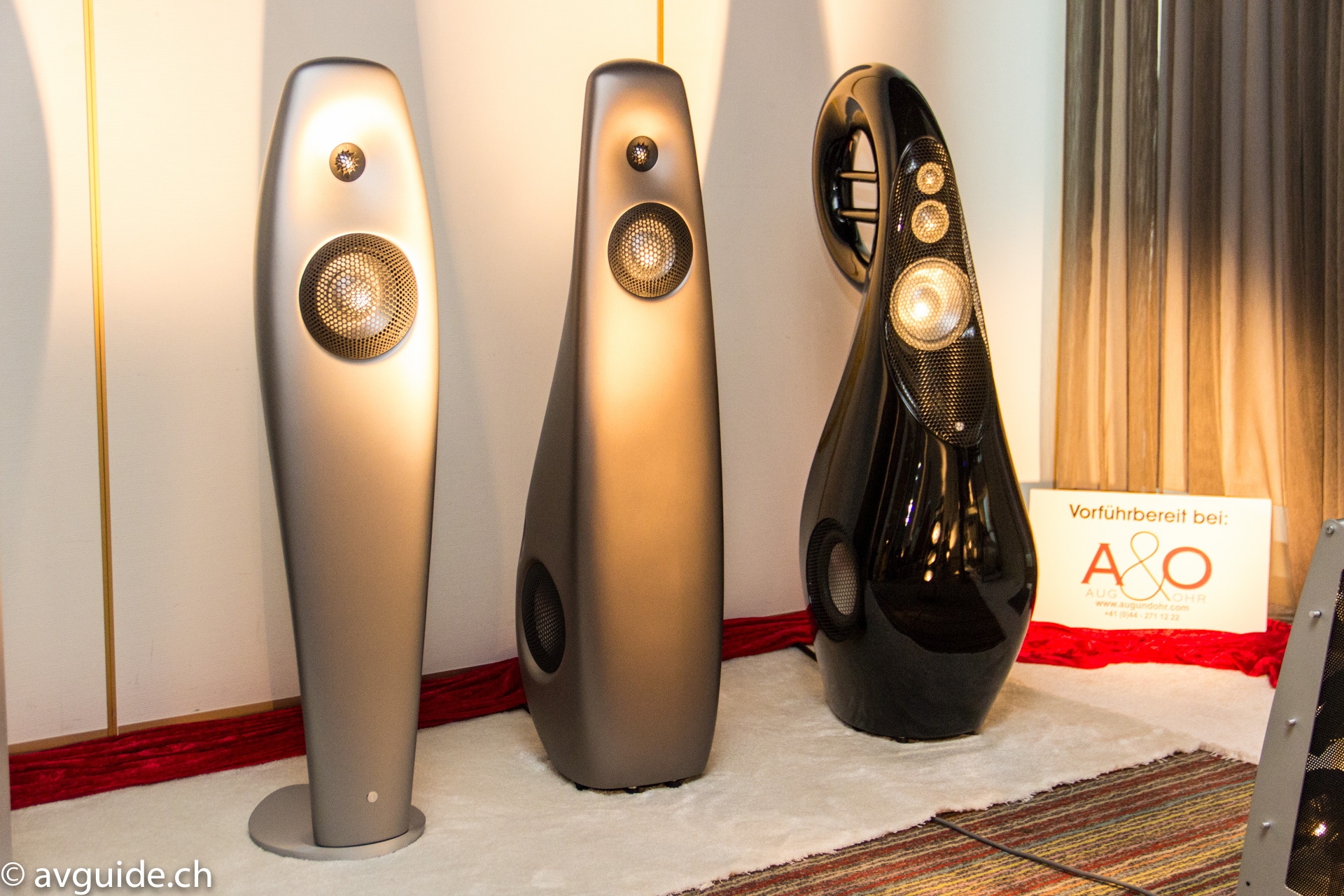 ... Vividaudio-Lautsprechern. Audio Engineering vom Feinsten.