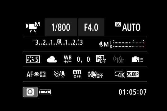 Movie-Menü: Einstellungs-Übersicht im manuellen 4K/UHD-Video- und Audiomodus.