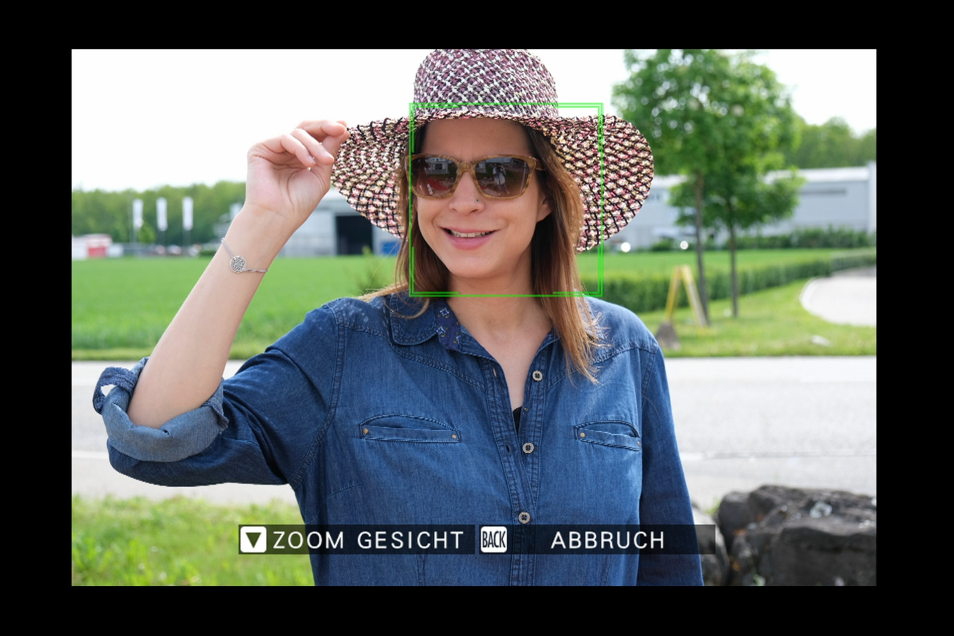 Gesicht kann vergrössert dargestellt werden.