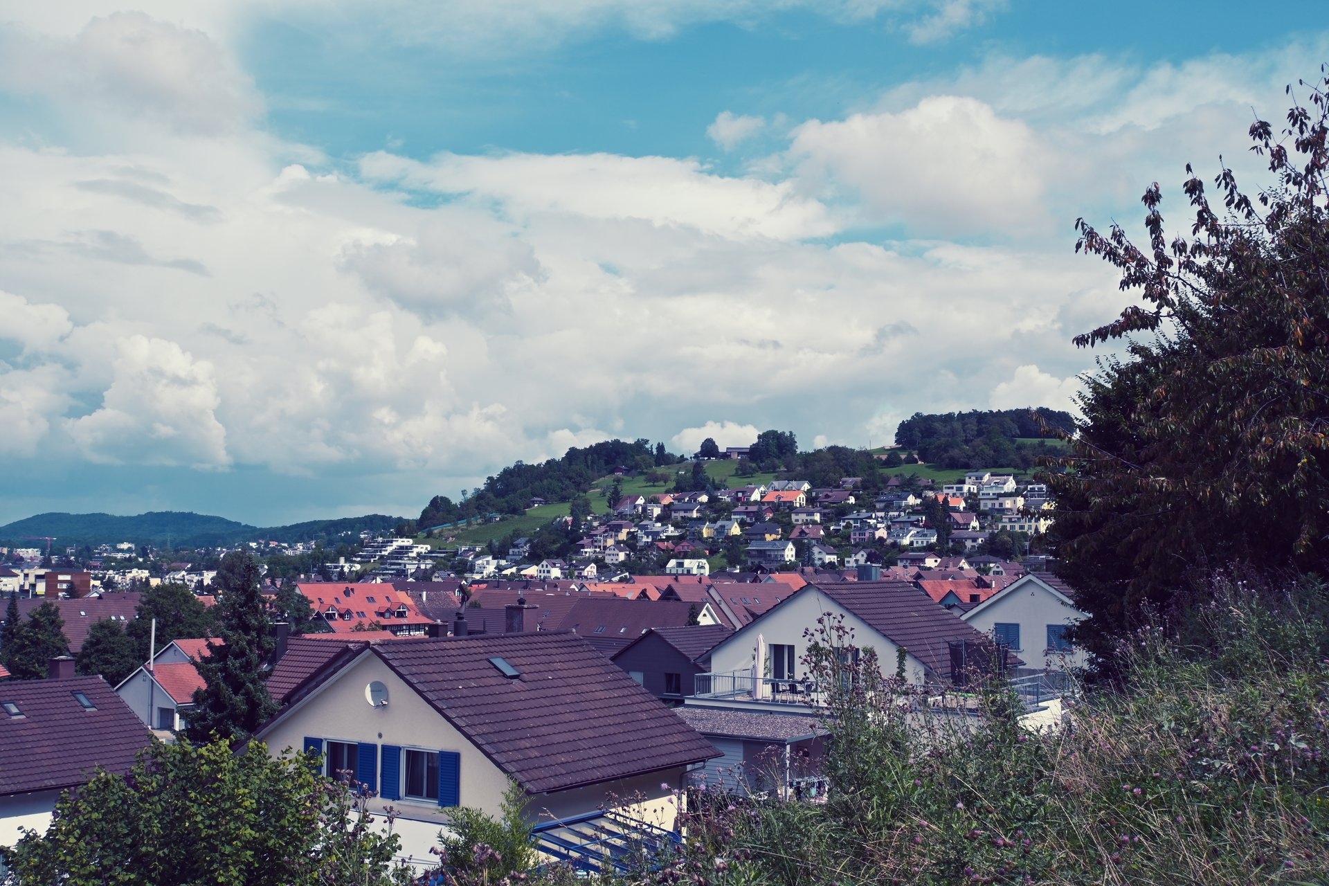 Z DX 16-50mm, Brennweite 26 mm, M, f/13.0, 1/200 sec., ISO 100, WB Wolken, Szenentyp Jeans.