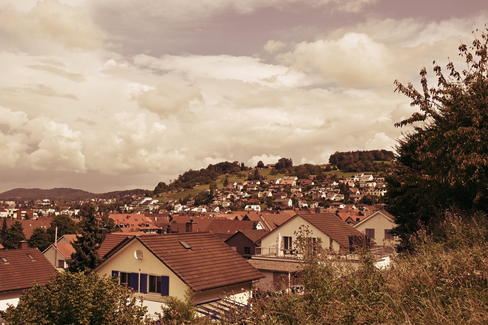 Z DX 16-50mm, Brennweite 26 mm, M, f/13.0, 1/200 sec., ISO 100, WB Wolken, Szenentyp Rot.