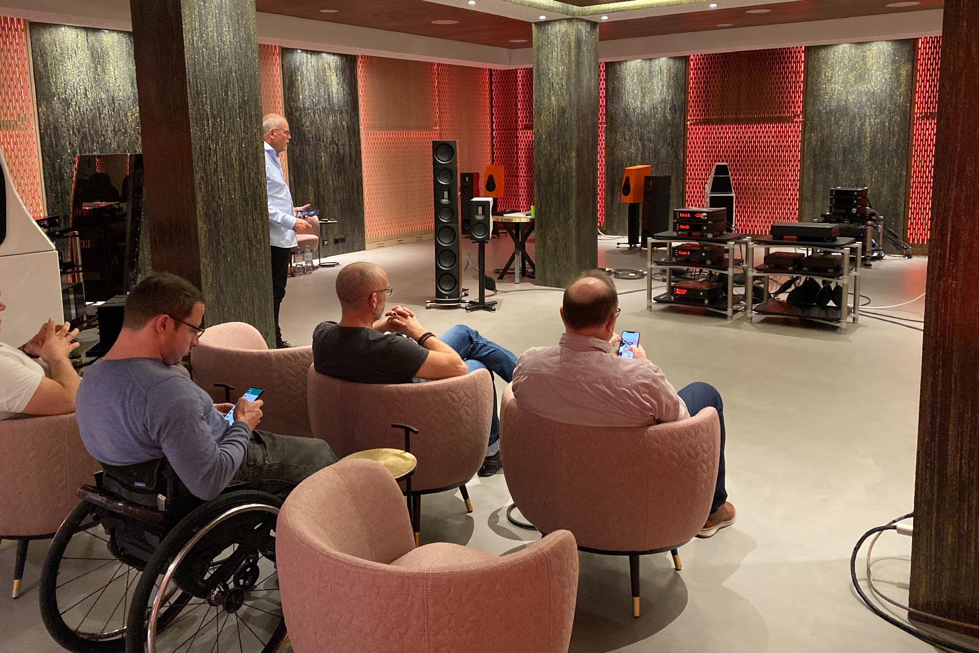 Die Musikauswahl aus Qobuz war interessant und manch ein Workshop-Teilnehmer fand den einen oder anderen musikalischen Geheimtipp.