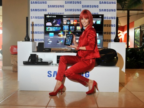 Samsung zeigte an der Global Press Conference in Alicante der versammelten Journalistenschar, wie die Verschmelzung von Fernsehen und Internet funktioniert.