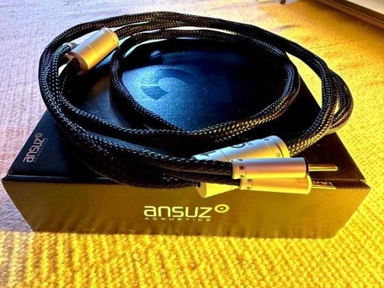 Ansuz A2 XLR und AS Lautsprecherkabel