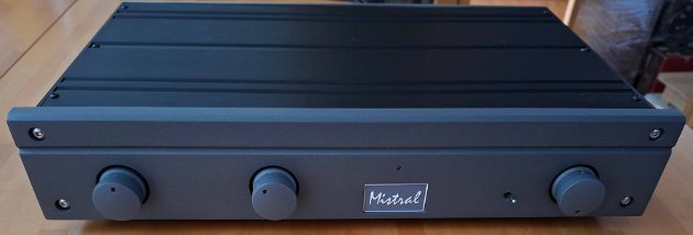 LFD Mistral Verstärker mit int. Phono MM