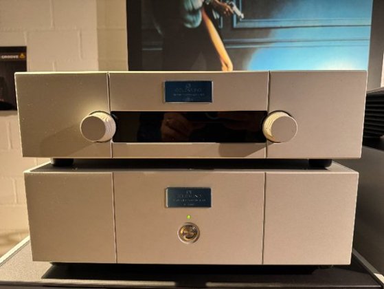 Goldmund High-End Vor-/Endstufen Kombi