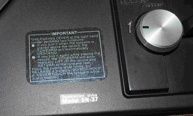Plattenspieler Vintage: Sansui SR-212