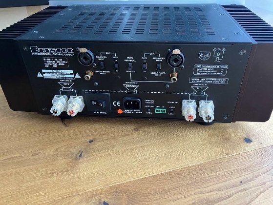 Endstufe Bryston 3B SST