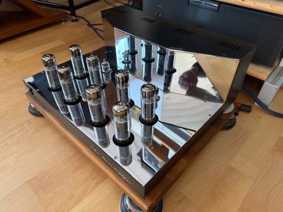 VELLEMAN&reg; K4000 R&ouml;hren Stereo Endstufe, 8 x EL34