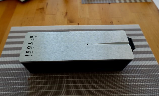 Isol-8 Inline, Netzfilter mit Schukodose