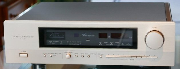 High End Tuner Accuphase T-1100 NP SFr. 6900.-