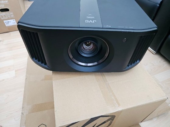 JVC DLA-N5/B Nativer 4K D-ILA Projektor &ndash; Top-Zustand