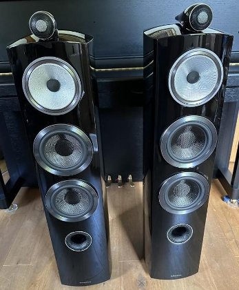 High End Lautsprecher B&W 804 D3 Pianolack schwarz