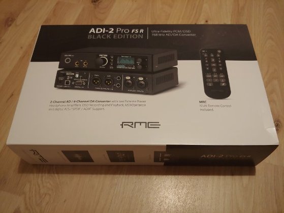 RME ADI-2 Pro FS R Black Edition