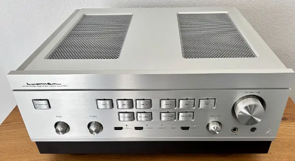 Luxman L-595A SE