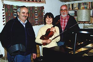Precide, eine musikalische Familie: (von links nach rechts) Martin, Mieko und Martins Bruder Hans Dürrenmatt.