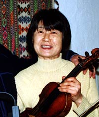 Mieko Dürrenmatt, eine bekannte Geigerin mit feinen HiFi-Ohren