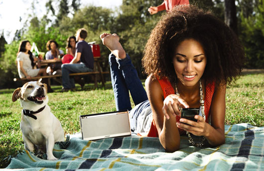 Dockingstationen und kabellose Lautsprecher