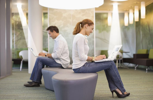 Breitband-Kommunikation aus der LED-Deckenlampe