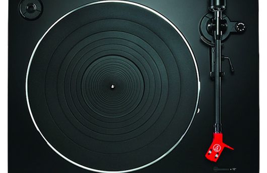 Der Audio Technica LP3 bietet viel für wenig.