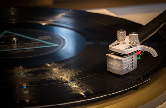 Überarbeitete Tonabnehmer, Start im Herbst 2025