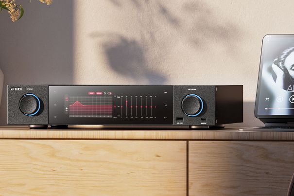 FiiO präsentiert mit dem S15 seinen ersten Netzwerk-Player inklusive 10-Band-Equalizer zur Anpassung der Klangcharakteristik an die Wohnumgebung.