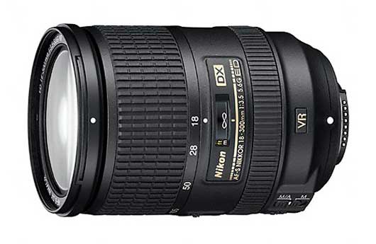 NIKKOR 18-300 mm
