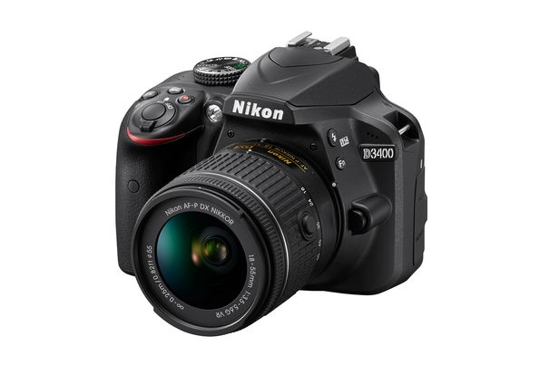 Nikon-SLR-Kamera D3400, 18-55 VR, mit SnapBridge-Funktion.