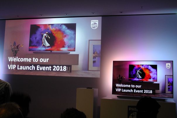 Zugeständnis zu OLED in Amsterdam: Philips (TP Vision) bekennt sich am TV-Launch 2018 mit einem Angebot von fünf Modellen in 55- und 65-Zoll zu OLED als High-End-Technologie der Wahl.