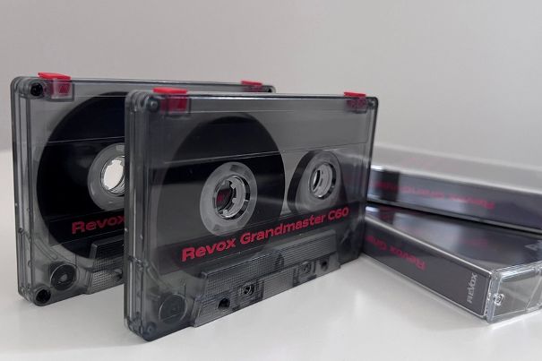 Revox bringt die Audiokassette nach Europa zurück. Die ersten Grandmaster-Kassetten kommen in Kürze aus Villingen.