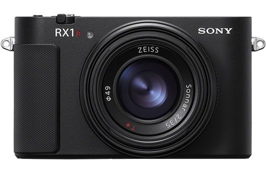 Sony RX1R III mit 61-MP-Sensor und KI-AF.