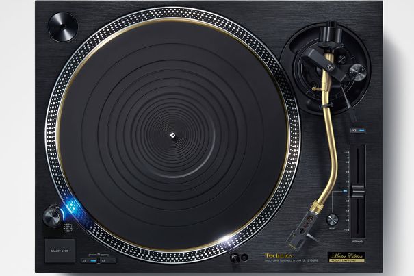 Master Edition des SL-1200 vereint als limitierte Spezialversion erstmals Delta-Sigma-Drive mit der G-Chassis-Plattform.