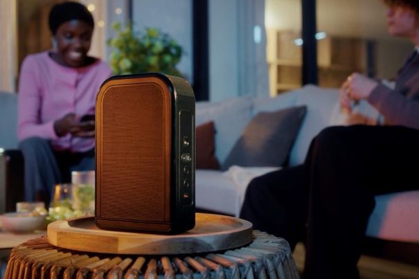 Die Bar 300MK2 liefert trotz kompakter Masse einen vollen und räumlichen Klang