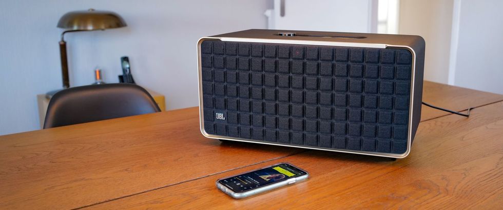 Test des neuen WiFi-Speakers JBL Authentics 500