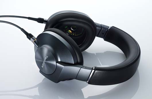 Kurztest des EAH-T700 von Technics