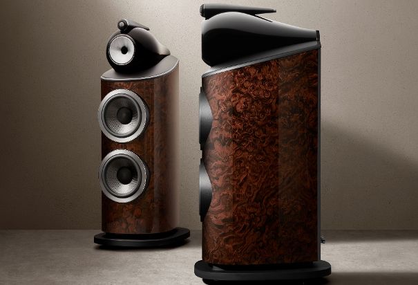 Klingende Schönheit: Die 801 D4 in der Signature-Version von Bowers & Wilkins ist dem Model 10 und SACD 10 von Marantz punkto Klangqualität ebenbürtig.